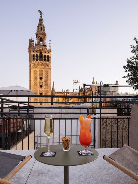 Terrace of the EME Catedral Mercer Hotel with views of the Giralda
