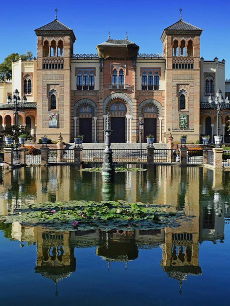 Museo de Artes y Costumbres Populares 
