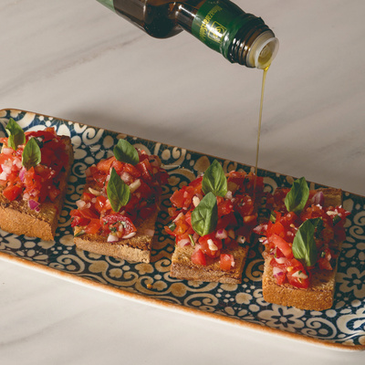 Vegan bruschetta at Restaurant Al Lado in the Hotel EME Catedral Mercer