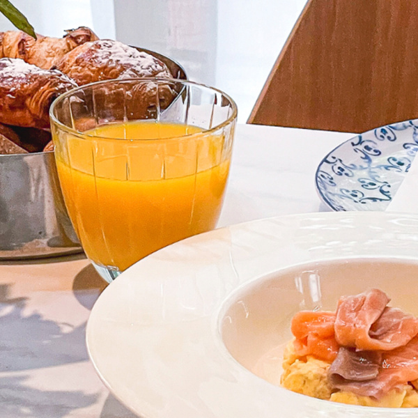Breakfast at EME Catedral Mercer Hotel