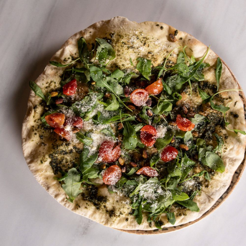 Pizza at the Restaurant Al Lado in the Hotel EME Catedral Mercer